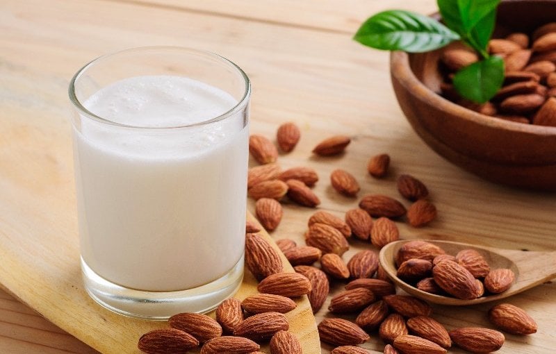 Almonds and Almond Milk For Gout